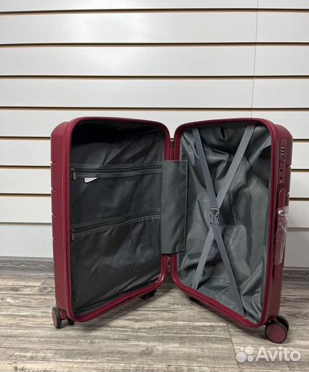 Чемодан ручная кладь S