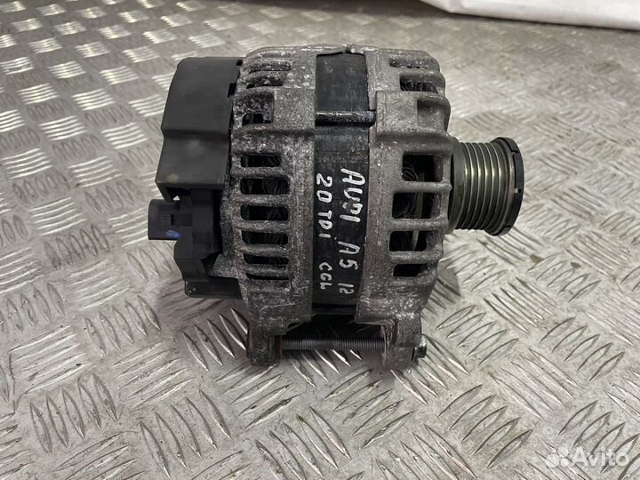 Генератор Audi A4 A5 2.0 дизель