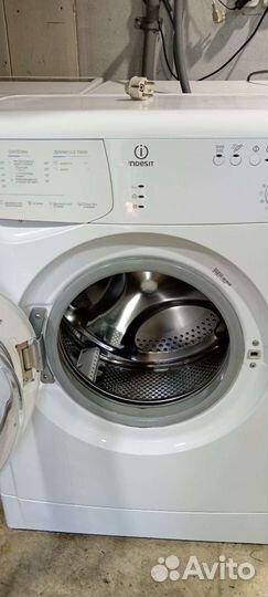 Стиральная машина indesit