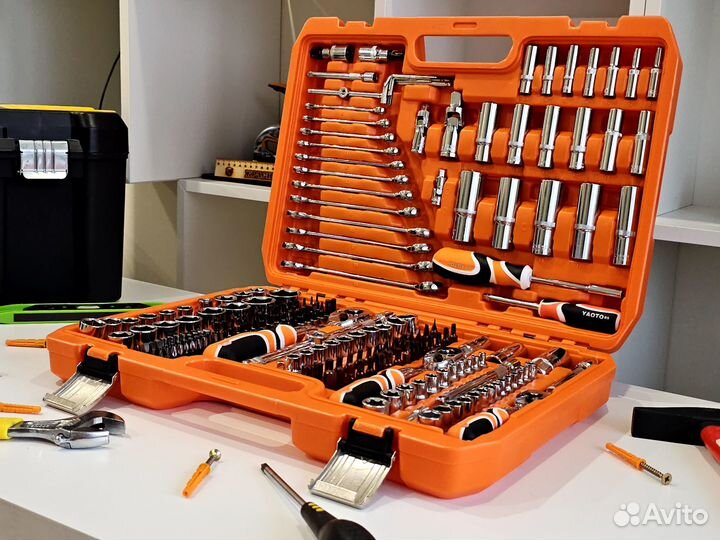 Набор инструментов для автомобиля yaoto на 219 пр