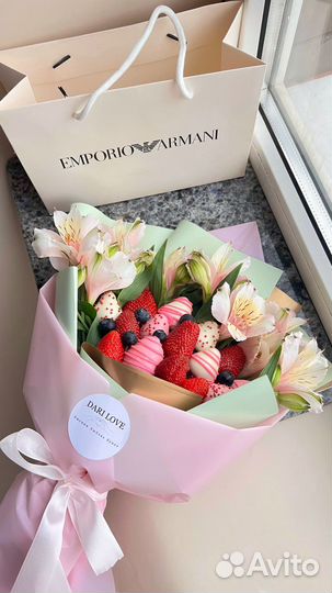 Букет и клубника в шоколаде съедобные букеты