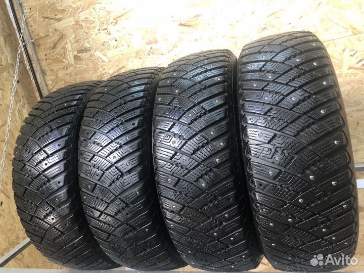 Goodyear Ultragrip Ice Arctic 195/65 R15