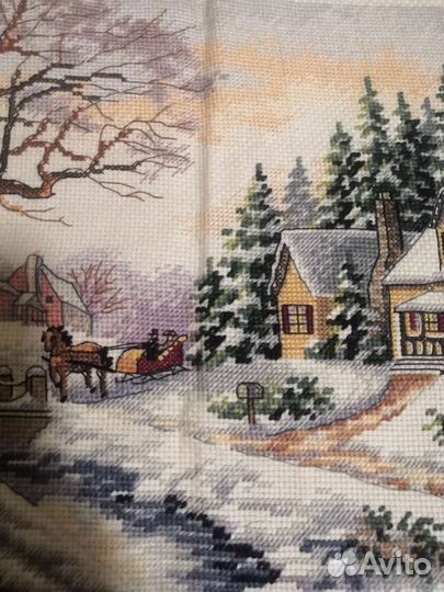 Готовая вышитая картина крестом