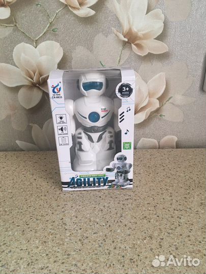 Новый робот