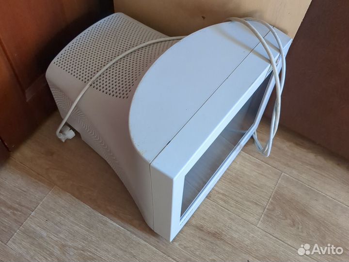 Монитор ЭЛТ samsung syncmaster 765mb