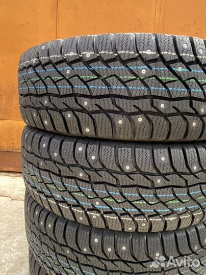 Viatti Bosco Nordico V-523 235/65 R17