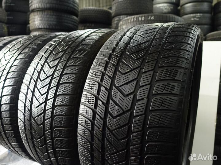 Pirelli Scorpion Winter 285/40 R22