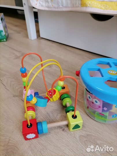 Детские развивающие игрушки от 1 года
