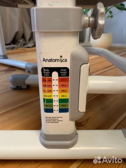 Растущая парта и стул бу