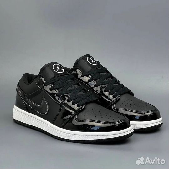 Nike Air Jordan 1 Low Black