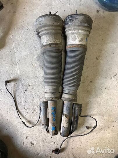 Пневмостойки Мерседес W220 передняя