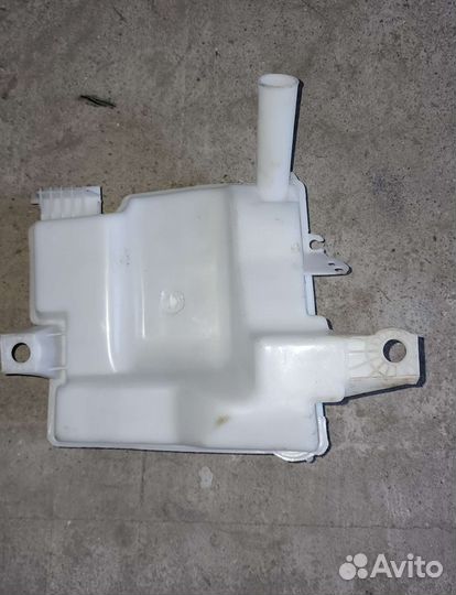 Бачок омывателя форд фокус 3