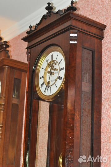 Старинные настенные часы Братья Чeтуновы. 33