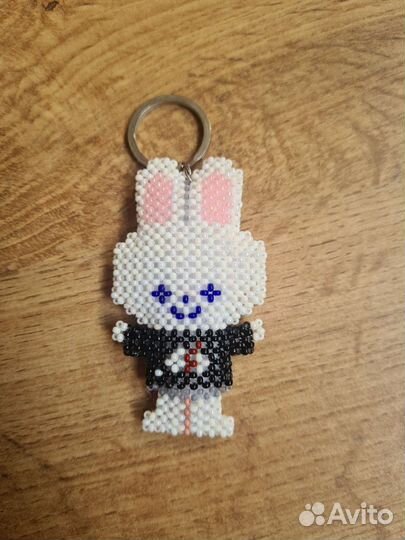 Брелок из бисера