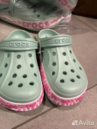 Новые crocs для девочек