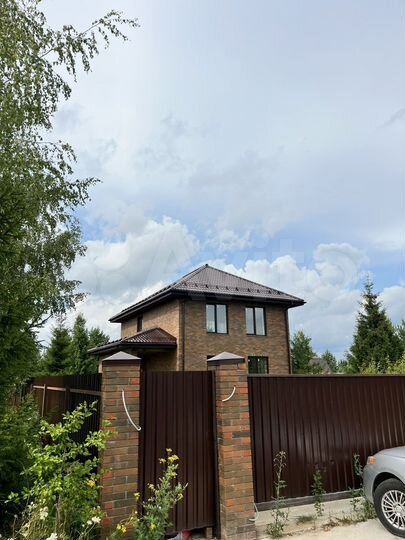 Дом 240 м² на участке 6,3 сот.