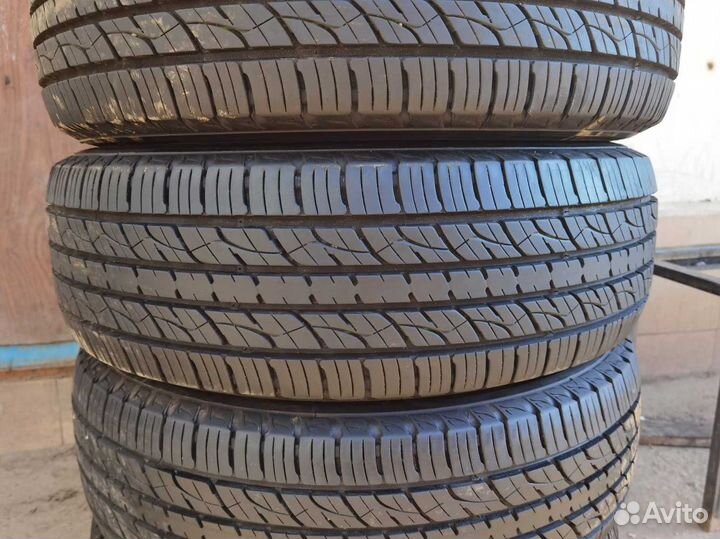 Kumho Crugen Premium KL33 215/70 R15 98H