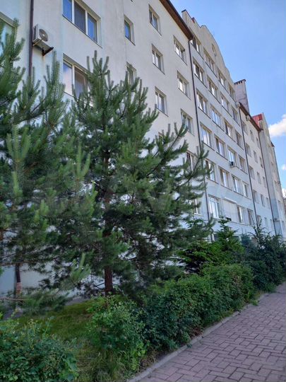 3-к. квартира, 92 м², 4/5 эт.