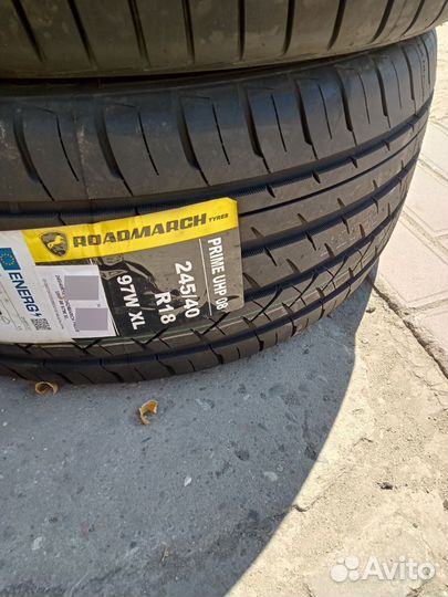 Habilead HF330 245/40 R18