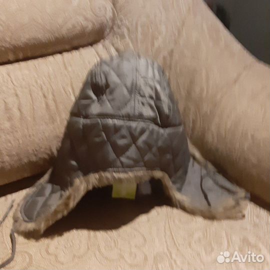 Шапка новая цвет оливковый adidas