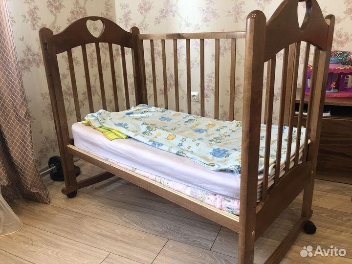 Кровать детская и матрас