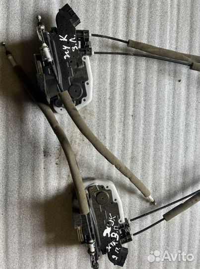 Nissan Juke замок двери задней