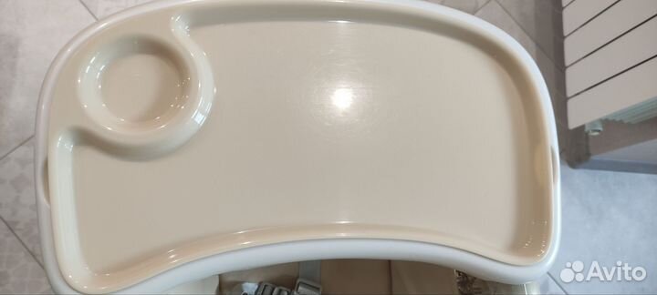 Стульчик для кормления Nuovita Gourmet G1 (2 в 1)