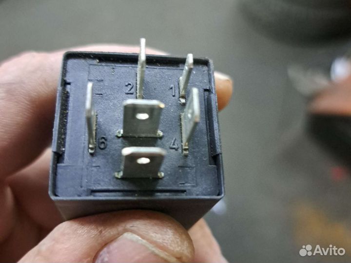 Реле стеклоочистителя Saab 8553463