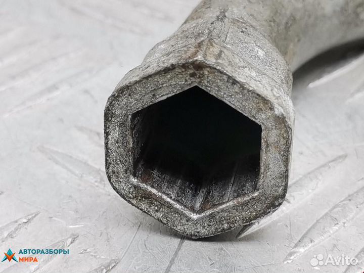 Ключ колесный (балонный) Volkswagen Bora 2002