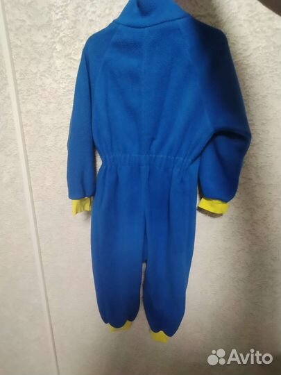 Жилетки и флисовый комбинезон на мальчика