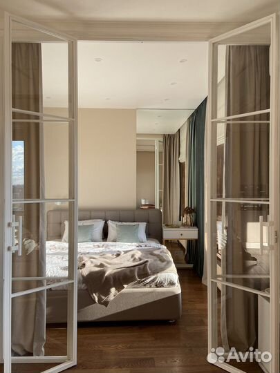 Декоратор интерьера