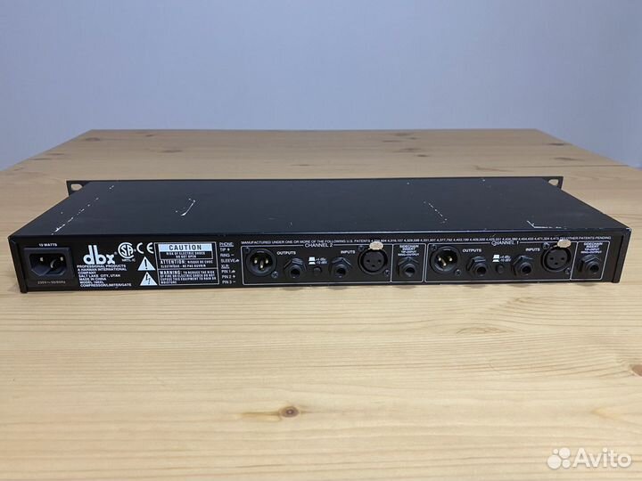 Аналоговый компрессор dbx 166xl