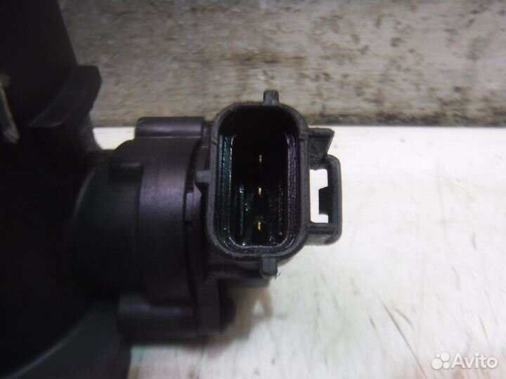 Дроссельная заслонка Ford Focus I