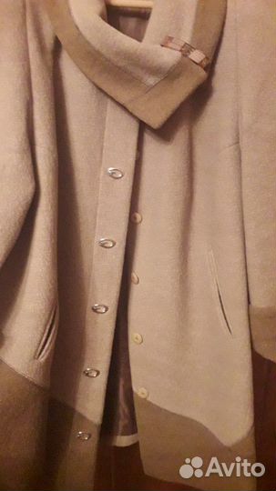 Продается пальто