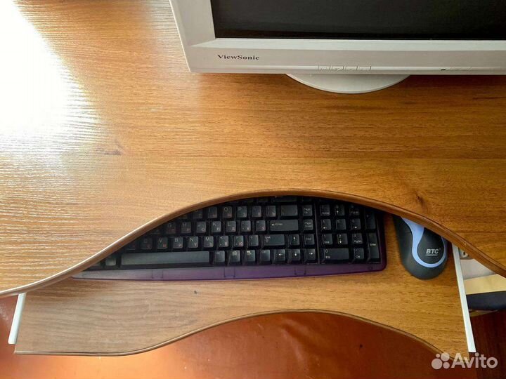 Компьютерный стол / письменный стол бу