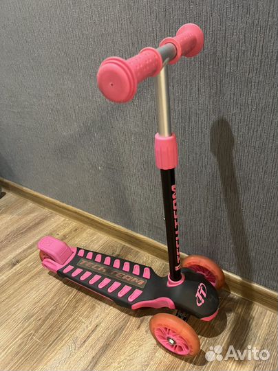 Самокат детский трехколесный