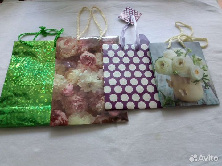Бумажные пакеты, подарочные