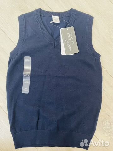 Новый школьный жилет для девочки 128 р-р