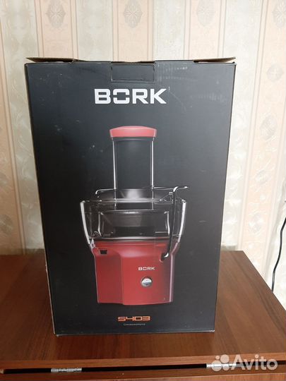 Соковыжималка Bork S403