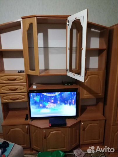 Стенка в гостиную