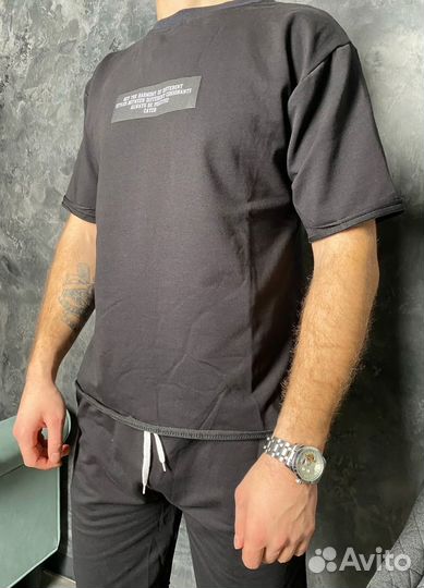 Мужской летний костюм