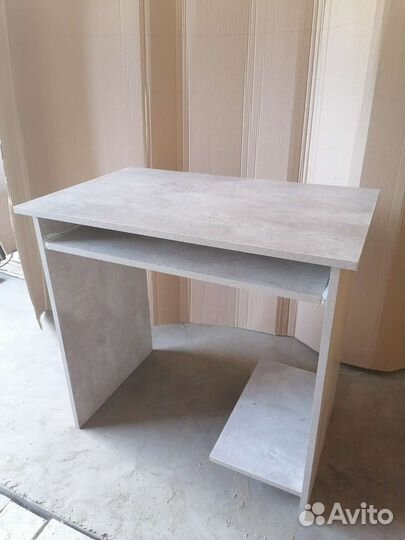Компьютерный стол новый