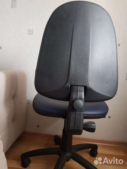 Компьютерное кресло Престиж новое