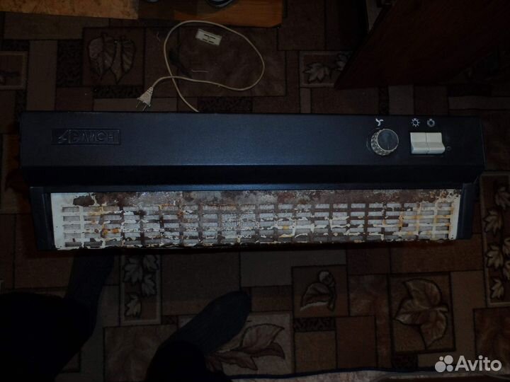 Очиститель на кухню над плитой