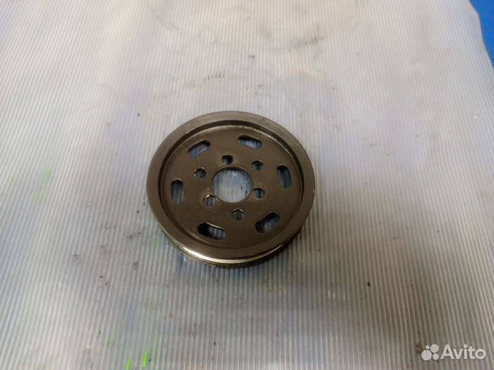 Шкив насоса гидроусилителя Volkswagen Golf 4