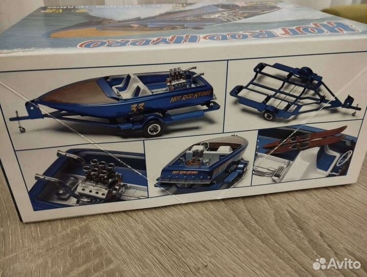 Сборная модель катер лодка с прицепом 1/25
