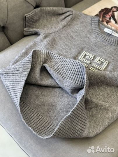 Свитер givenchy