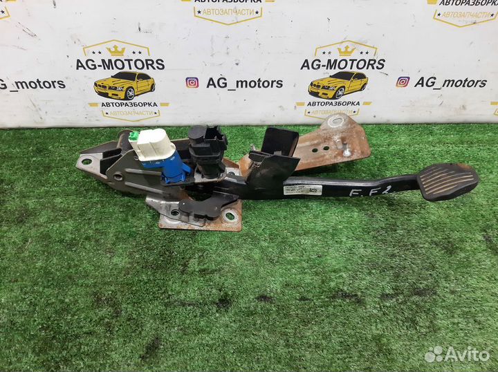 Педаль тормоза Ford Focus 2