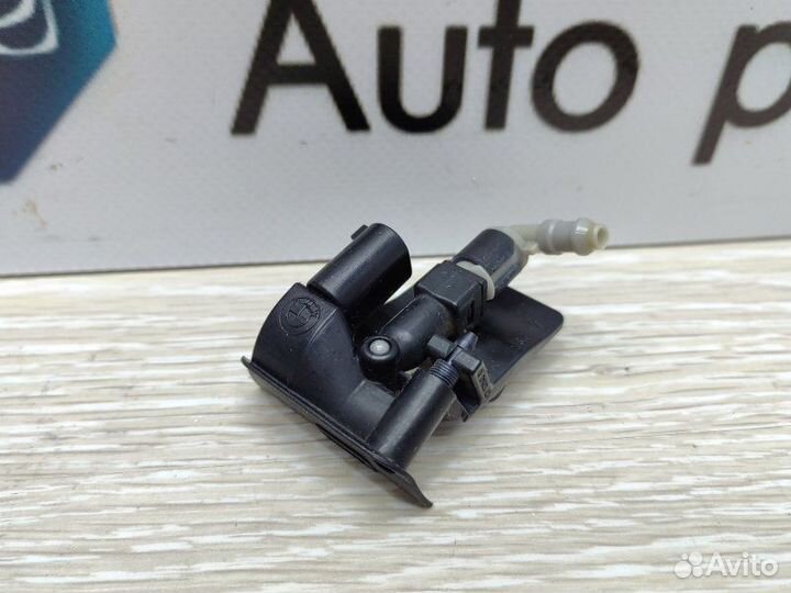 Форсунка стеклоомывателя Bmw X5 E70 N52B30 2007