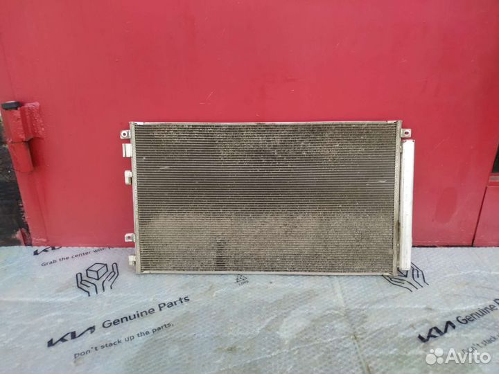 Радиатор кондиционера Kia Optima 4 Оригинал